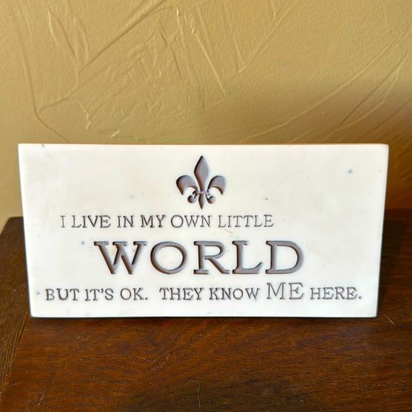 Cute White and Gray Marble Stone Desk, Shelf, or Wall Sign with Fleur de Lis - Picture 1 of 5